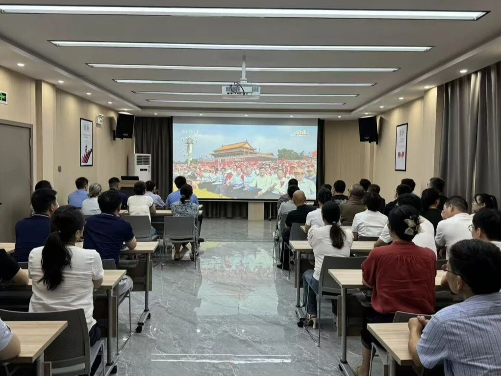 銘記歷史，開創(chuàng)未來——新余銀龍水務設備有限公司組織員工觀